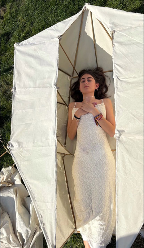 Un miniespacio para dormir y morir // Un mini-espace pour dormir et mourir